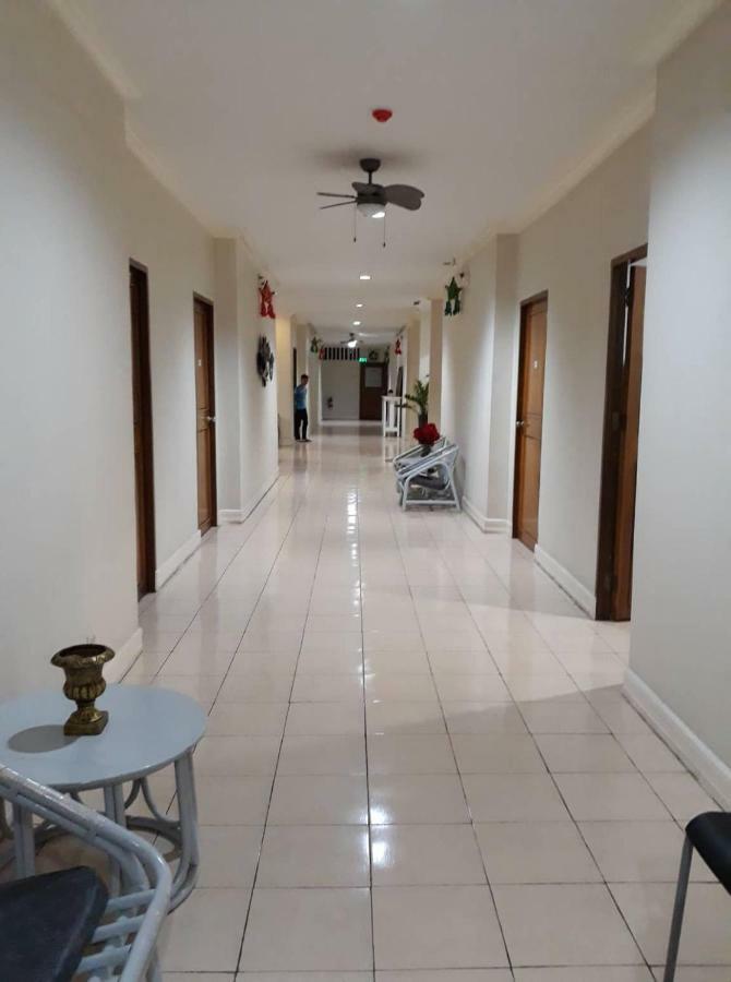 Vl Garden Suites Tagbilaran City Kültér fotó